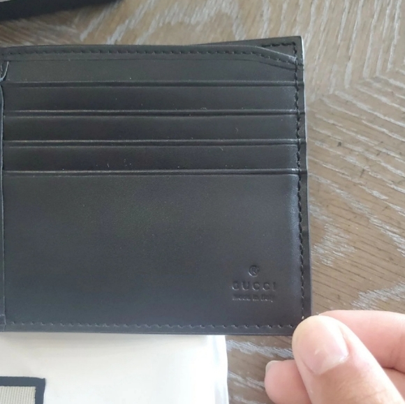 (SOLD) Gucci Kingsnake Wallet - Picture 3 of 4